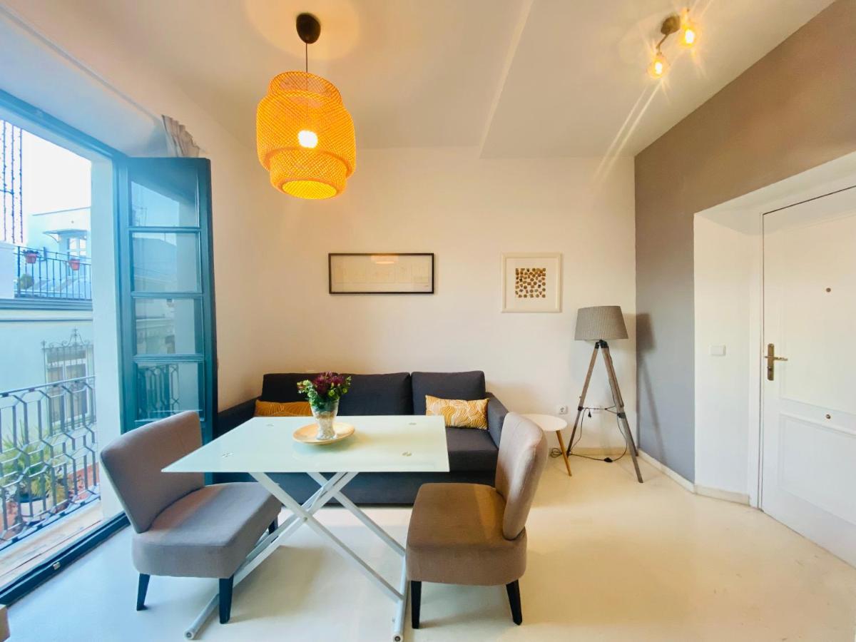 Apartamento Alvarez Quintero - Catedral Sewilla Zewnętrze zdjęcie