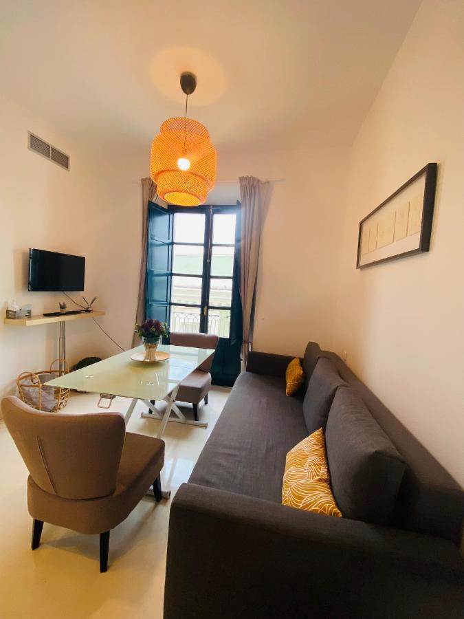 Apartamento Alvarez Quintero - Catedral Sewilla Zewnętrze zdjęcie